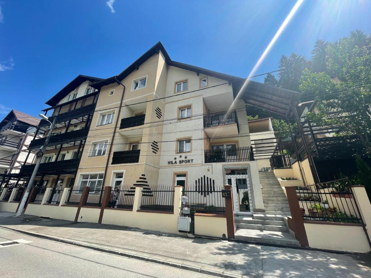 Garsoniera Family Apartment บุชเตนี ภายนอก รูปภาพ